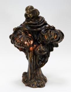 Appraisal: French Art Nouveau Style Bronze Figural Table Lamp EUROPE MID