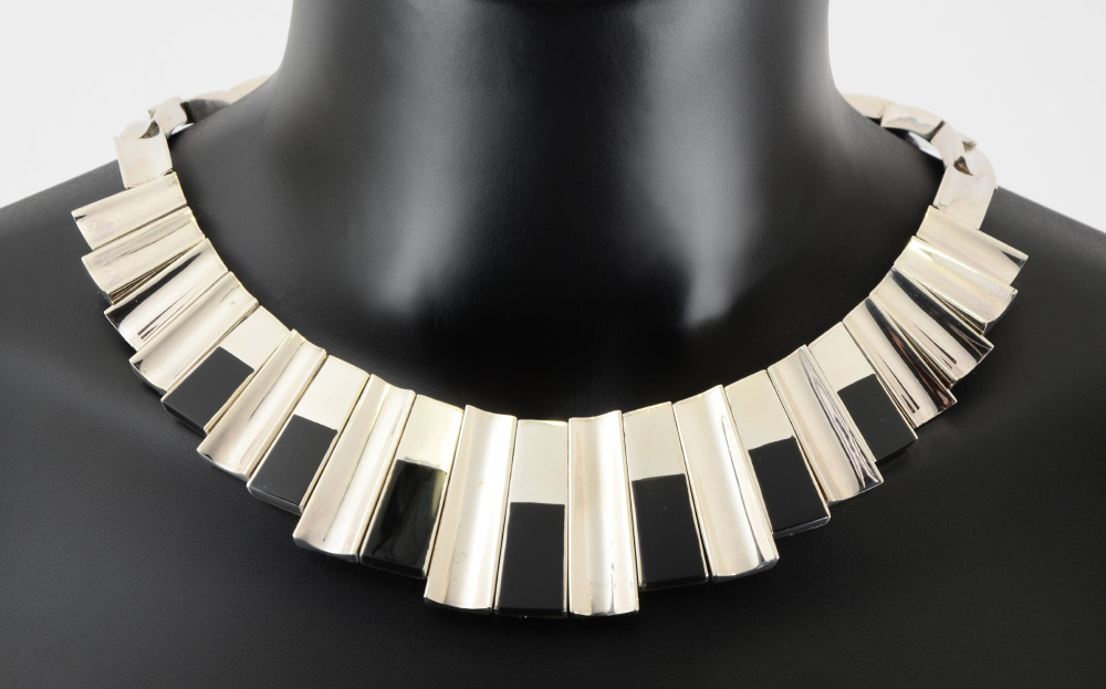 Appraisal: MEXICAN STERLING SILVER NECKLACE BY THE HOUSE OF MONTEROS Vintage