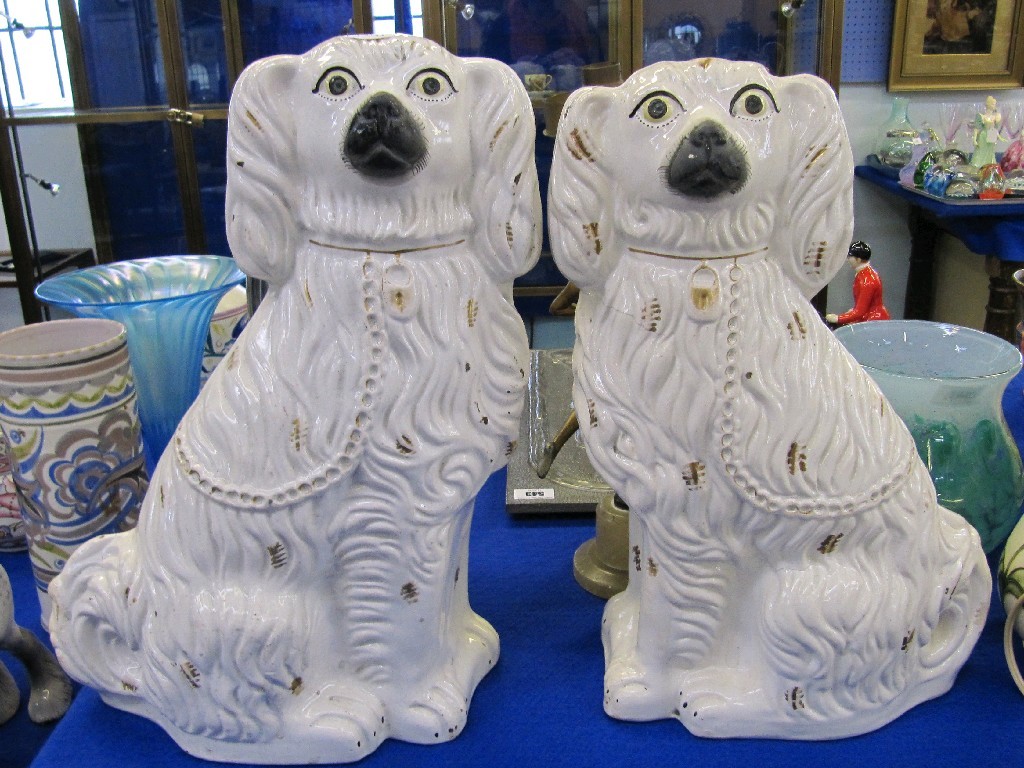 Appraisal: Pair of Staffordshire spaniel wally dugs