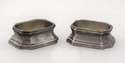 Appraisal: A pair of George III Scottish 'out of period' trencher