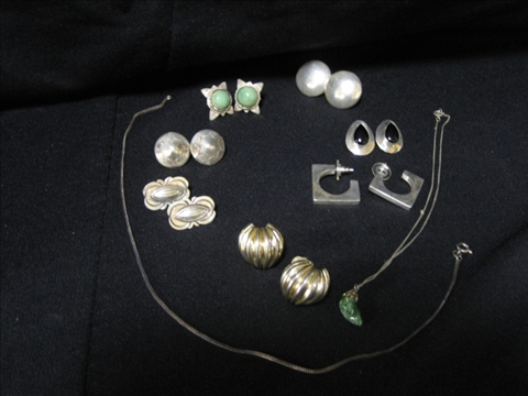 Appraisal: COLLECTION OF SILVER ITEMS Seven sterling silver vintage and white