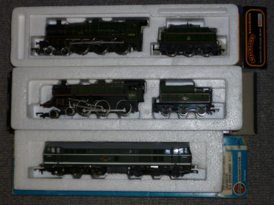 Appraisal: Airfix Class diesel in B R green Mainline Class in