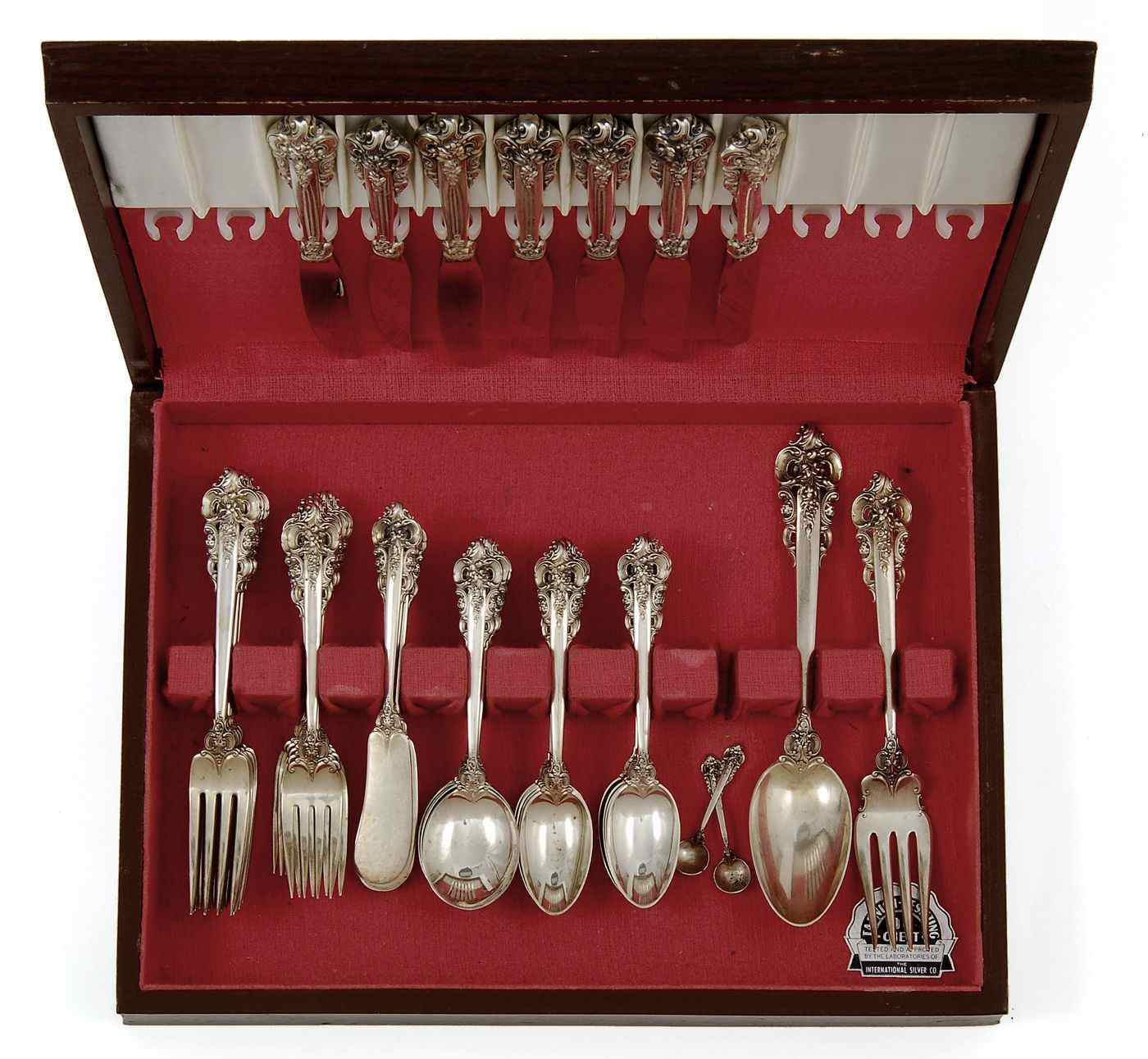 Appraisal: WALLACE SILVERSMITHS CASED SET OF STERLING SILVER FLATWAREIn the Grande