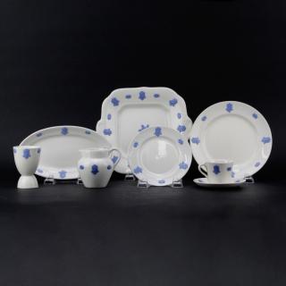 Appraisal: Twenty Five Piece Set Adams Victorian Ware Royal Ivory Tea