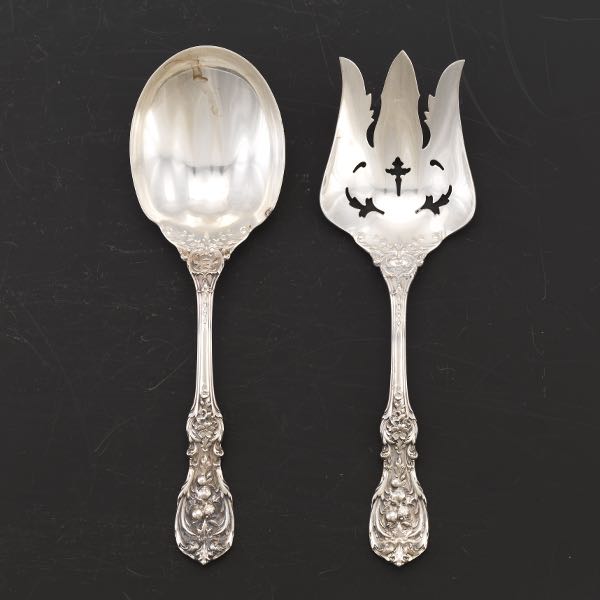 Appraisal: REED BARTON STERLING SILVER SALAD SERVING SET FRANCIS I PATTERN