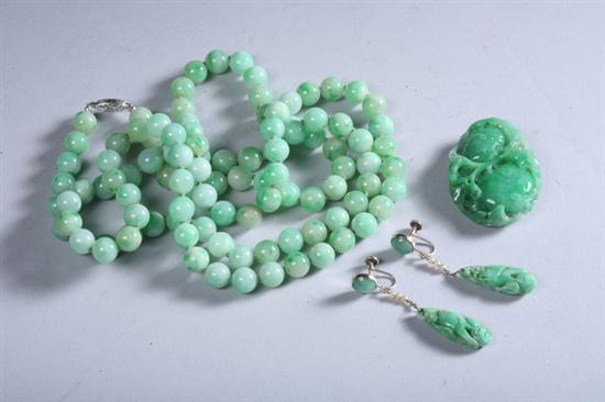 Appraisal: CHINESE APPLE GREEN JADEITE NECKLACE together with earrings and pendant