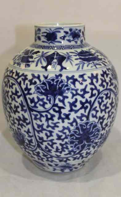 Appraisal: A CHINESE BLUE AND WHITE PORCELAIN OVOID VASE decorated with