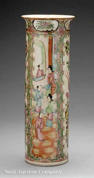 Appraisal: A Chinese Export Porcelain Famille Rose Beaker Vase th c