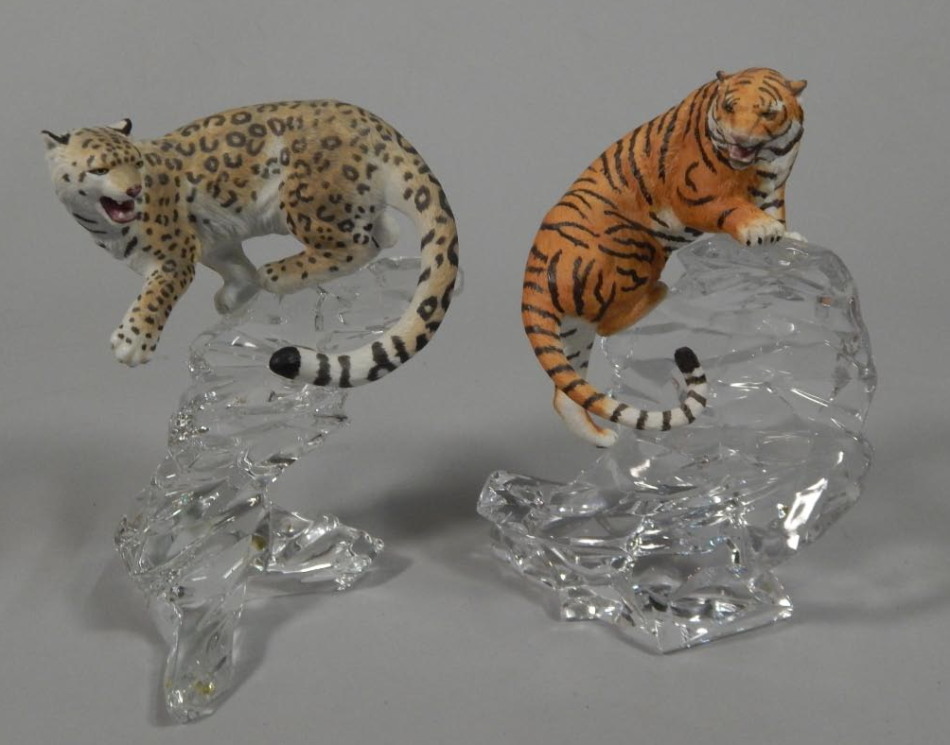 Appraisal: Two porcelain models one in the form of a leopard