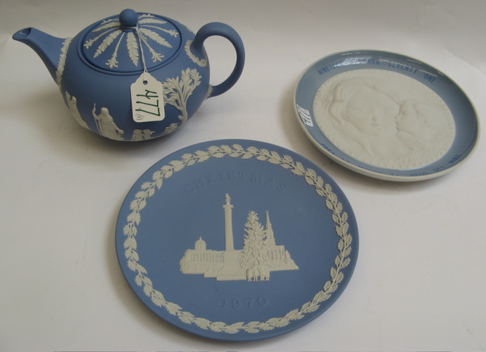 Appraisal: THREE PORCELAIN COLLECTIBLES Wedgwood blue and white jasperware teapot and