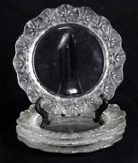 Appraisal: Lot of Lalique France 'Honfleur' frosted and clear glass plates