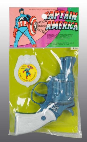 Appraisal: Plastic Captain America Toy Gun Description Includes original bag Condition