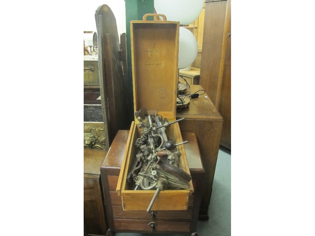 Appraisal: Lot of assorted Stanley moulding planes in a wood box