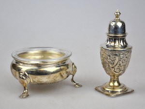 Appraisal: A George II silver open salt on three hoof feet