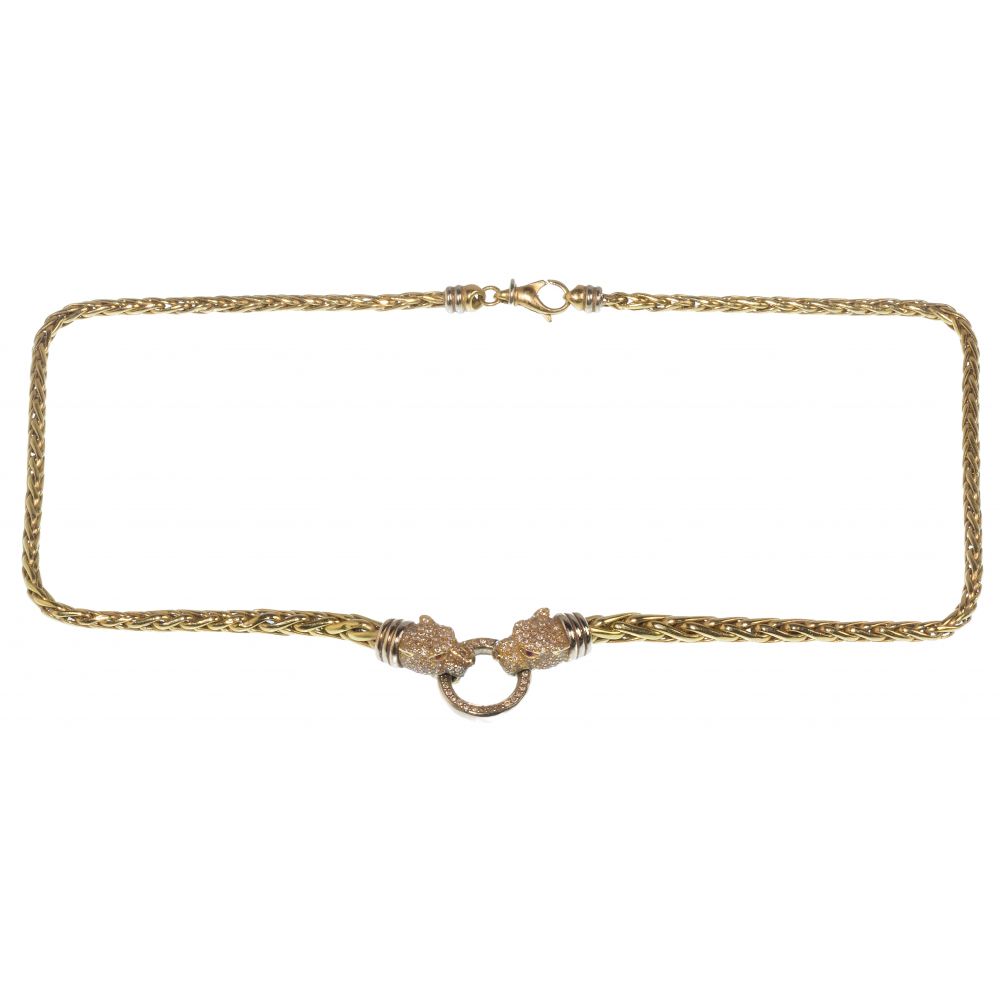 Appraisal: K YELLOW GOLD AND DIAMOND LEOPARD NECKLACEBraided chain choker having