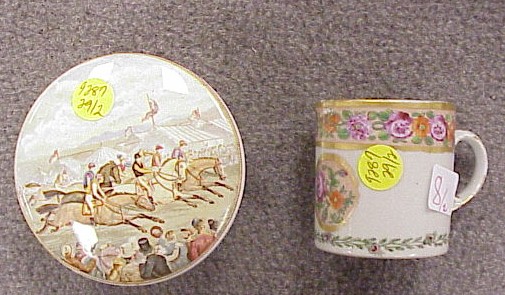 Appraisal: Chinese Export porcelain mug with famille rose gilt and floral