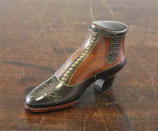 Appraisal: A th century French brass inlaid treen shoe snuff box