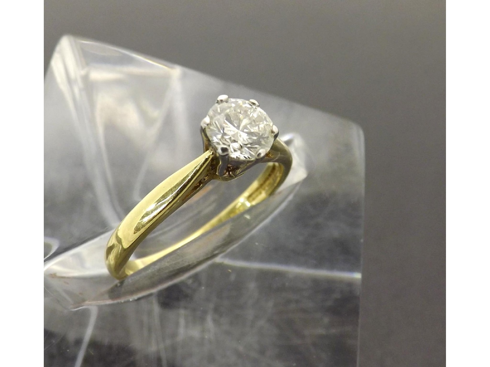 Appraisal: ct solitaire round brilliant-cut diamond ring ct approx clarity SI