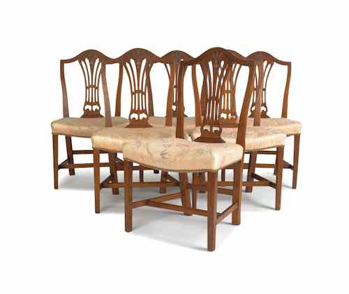 Appraisal: Set of eight Federal mahogany dining chairs th c including