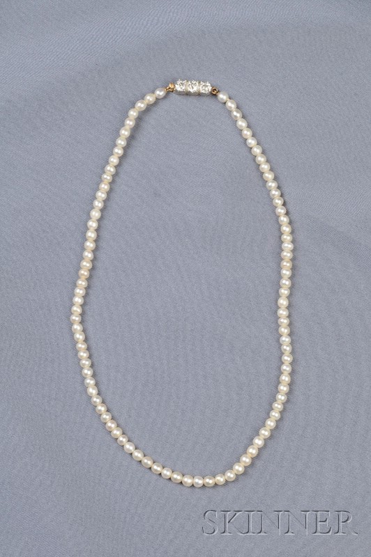 Appraisal: Edwardian Pearl and Diamond Necklace Tiffany Co composed of ninety-three