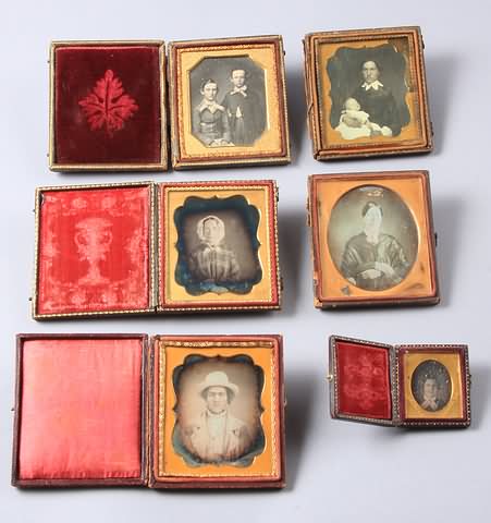 Appraisal: Grouping of six portrait daguerreotypes Sixth plate portrait of seated