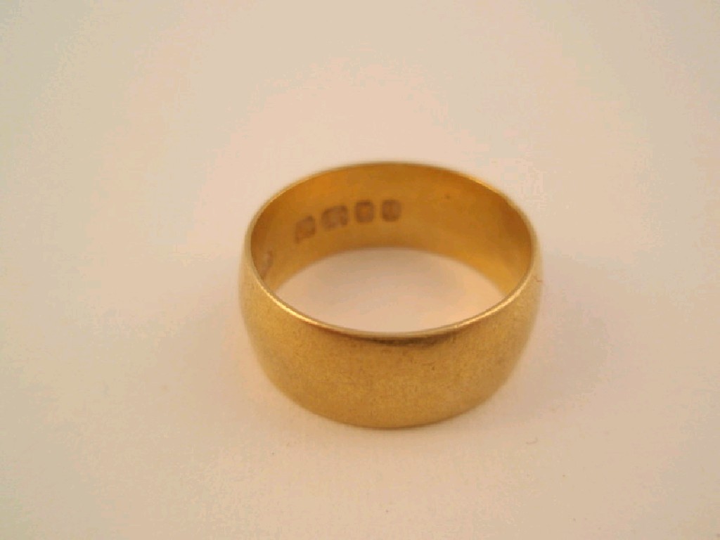 Appraisal: A ct gold wedding band g