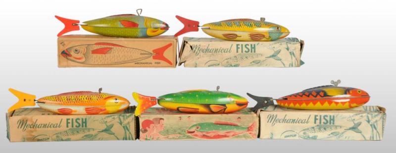 Appraisal: Lot of Tin Fish Wind-Up Toys Description Circa s Three