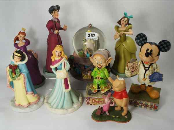 Appraisal: A collection of Walt Disney Art Classics Figures comprising Aurora