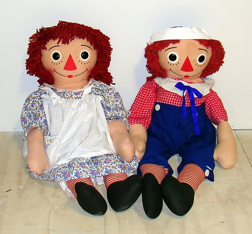 Appraisal: Pair of tagged Knickerbocker Raggedy Ann and Andy dolls All