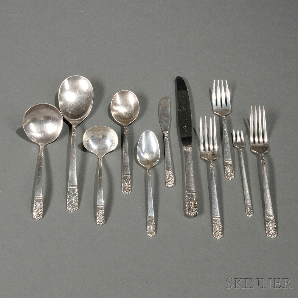 Appraisal: Oneida Heirloom Mansion House Sterling Silver Flatware Service Sherrill New