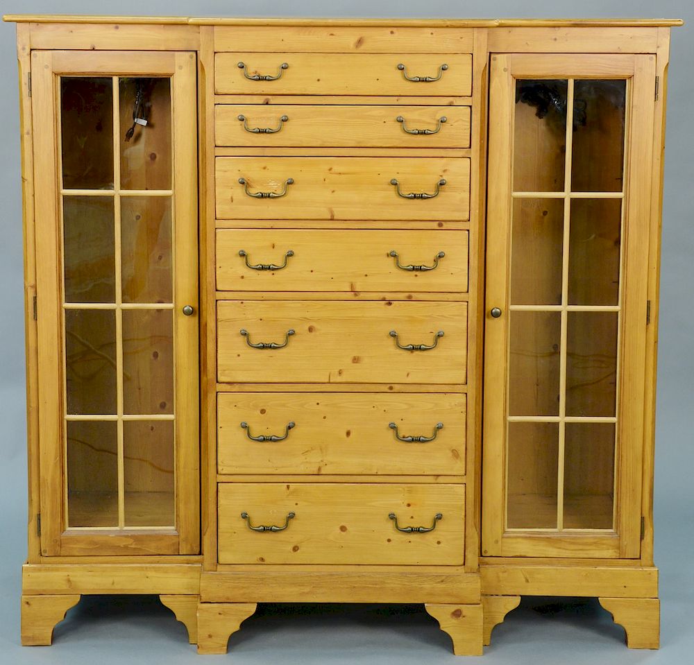 Appraisal: Lexington Furniture pine cabinet with glass shelves ht in wd