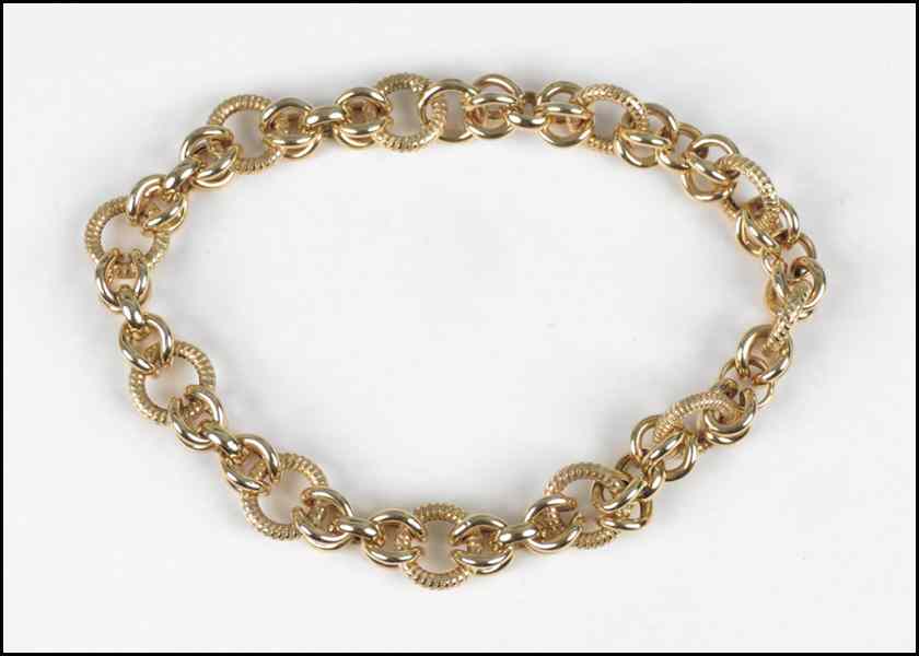 Appraisal: KARAT YELLOW GOLD LINK NECKLACE Length '' Wt grams Condition