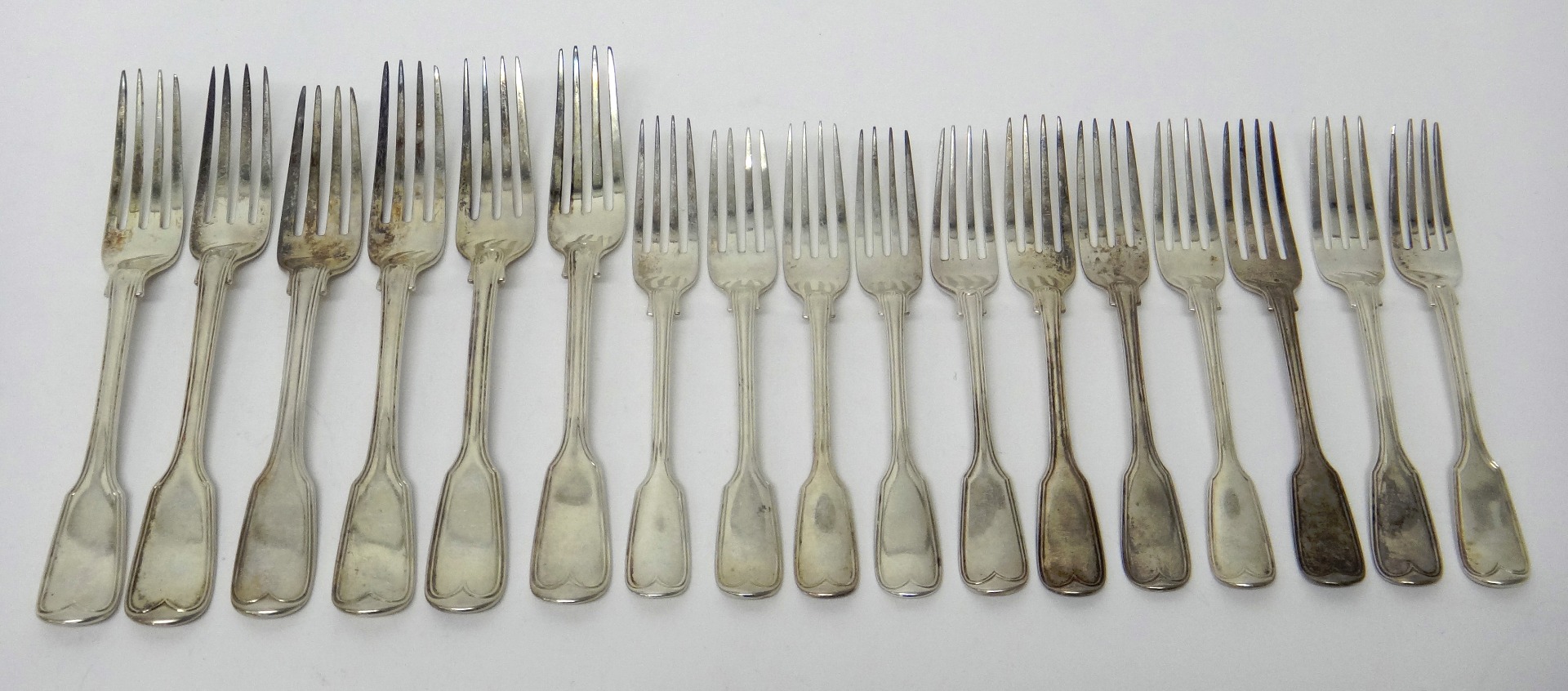 Appraisal: Silver fiddle and thread pattern table flatware comprising six table