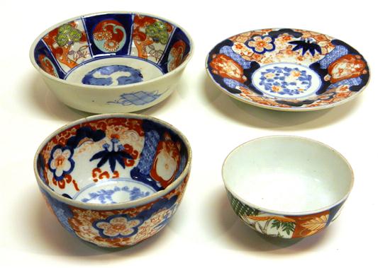 Appraisal: Four pieces of Japanese Imari porcelain late th early th