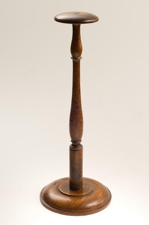 Appraisal: EARLY th CENTURY TURNED FRUITWOOD WIG STAND cm -