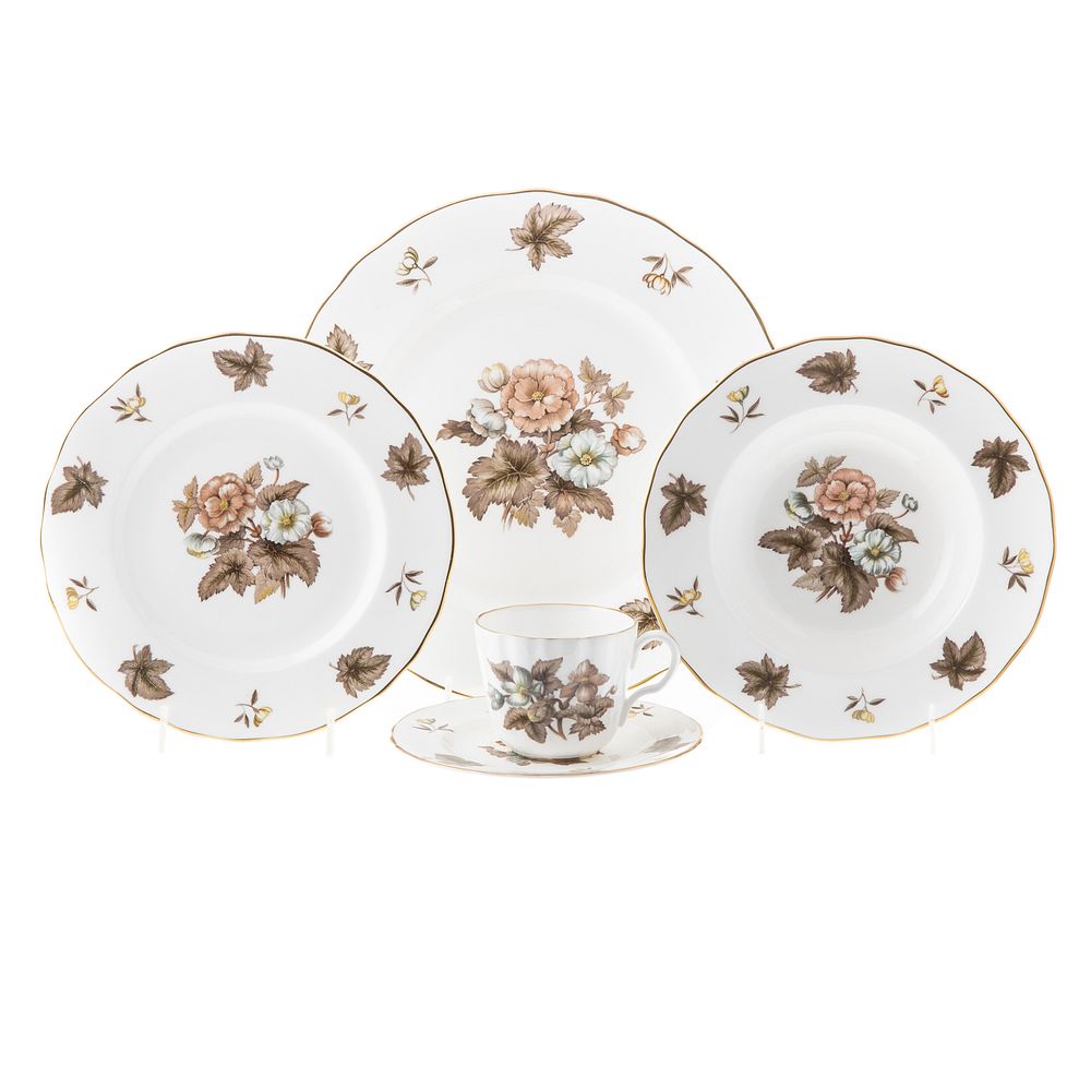 Appraisal: Royal Worcester China Dorchester Dinner Ware Comprising pieces includes dinner