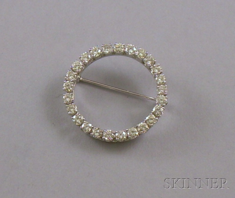 Appraisal: kt White Gold and Diamond Circle Brooch comprised of twenty-five