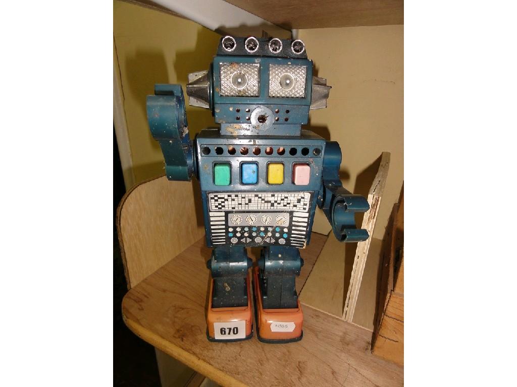 Appraisal: A s Hong Kong battery operated walking robot with missile