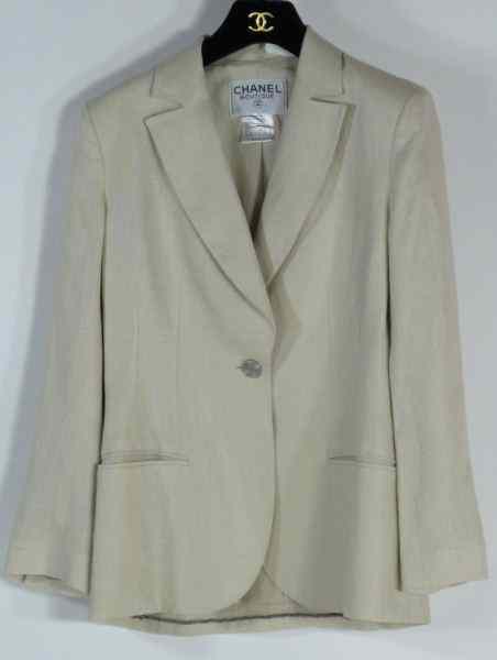 Appraisal: Linen Jacket Chanelsimply designed in a light tan with silver