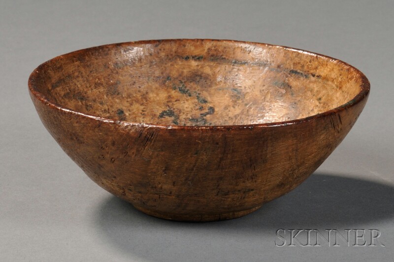 Appraisal: Small Burl Bowl America th century tapered round bowl with