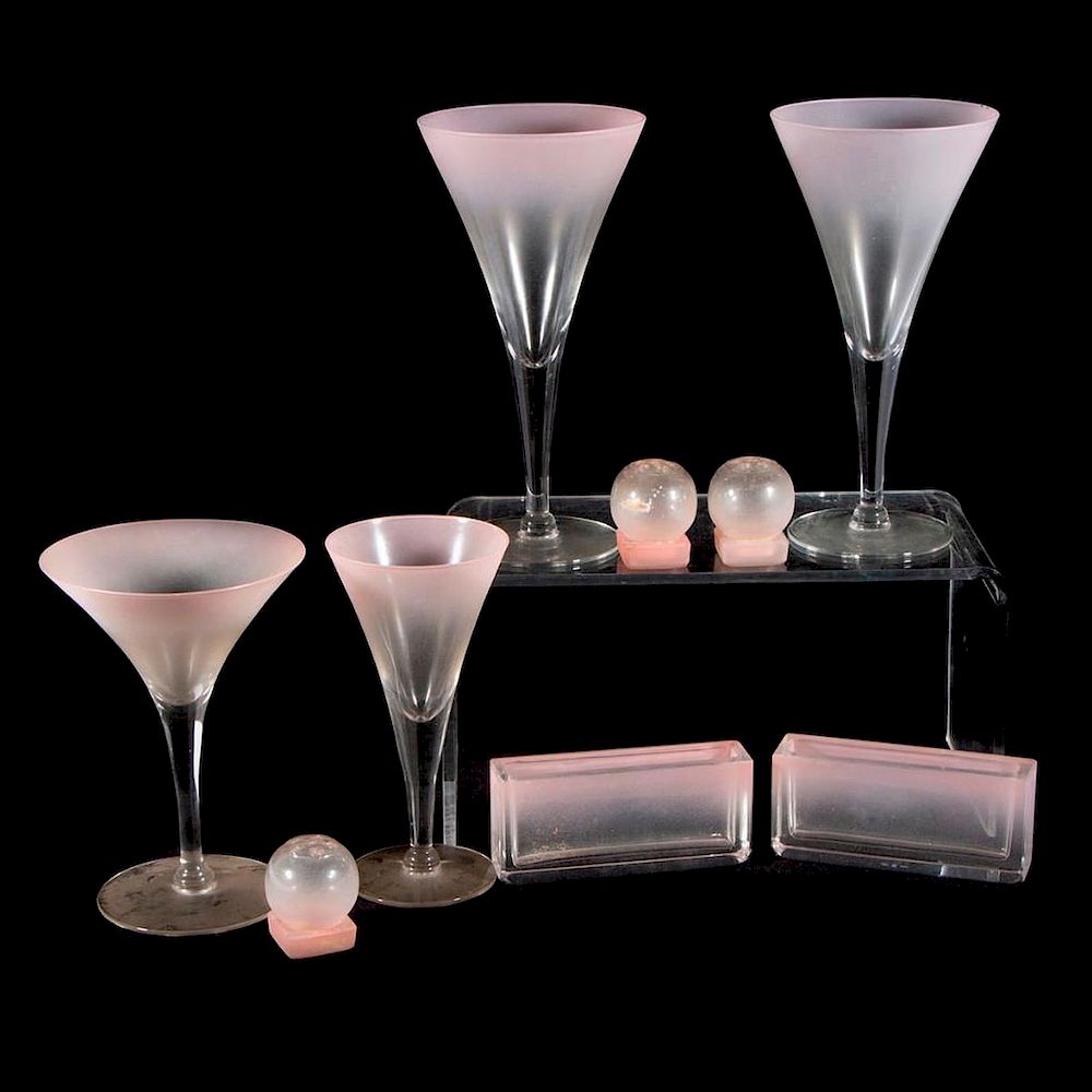 Appraisal: A collection of pink stemware etc A collection of mid