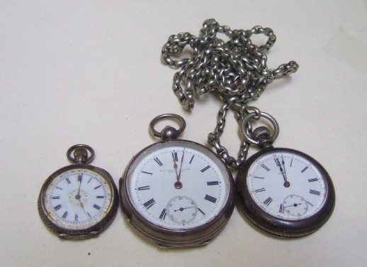 Appraisal: A gentleman's silver cased openfaced pocket watch Birmingham a gentleman's