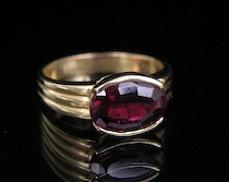 Appraisal: Ladies' Oval Tourmaline Gold Ring A k ribbed yellow gold