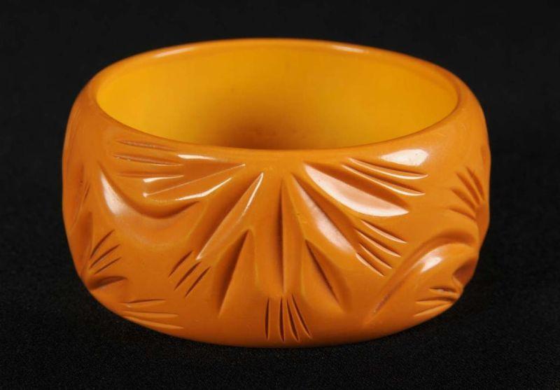 Appraisal: Bakelite Cream Colored Floral Carved Bracelet Condition Near Mint Size