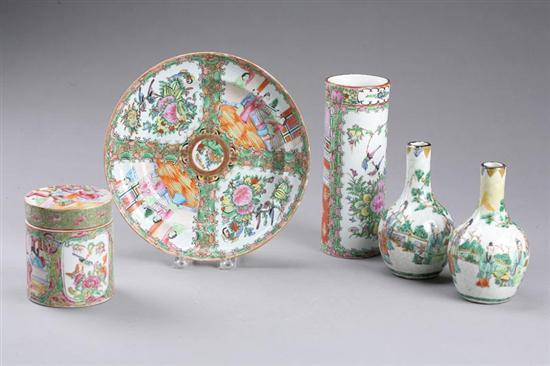 Appraisal: CHINESE EXPORT PIECES China nd half- th century porcelain Eight