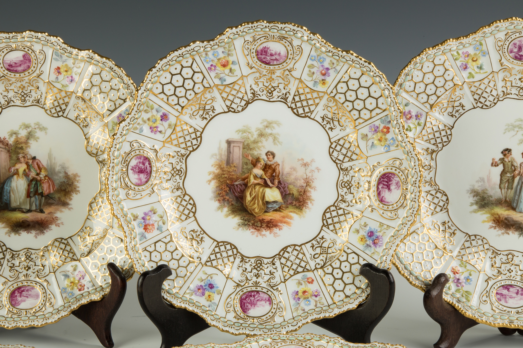 Appraisal: Six Meissen Plates with Courting Couples th century With blue