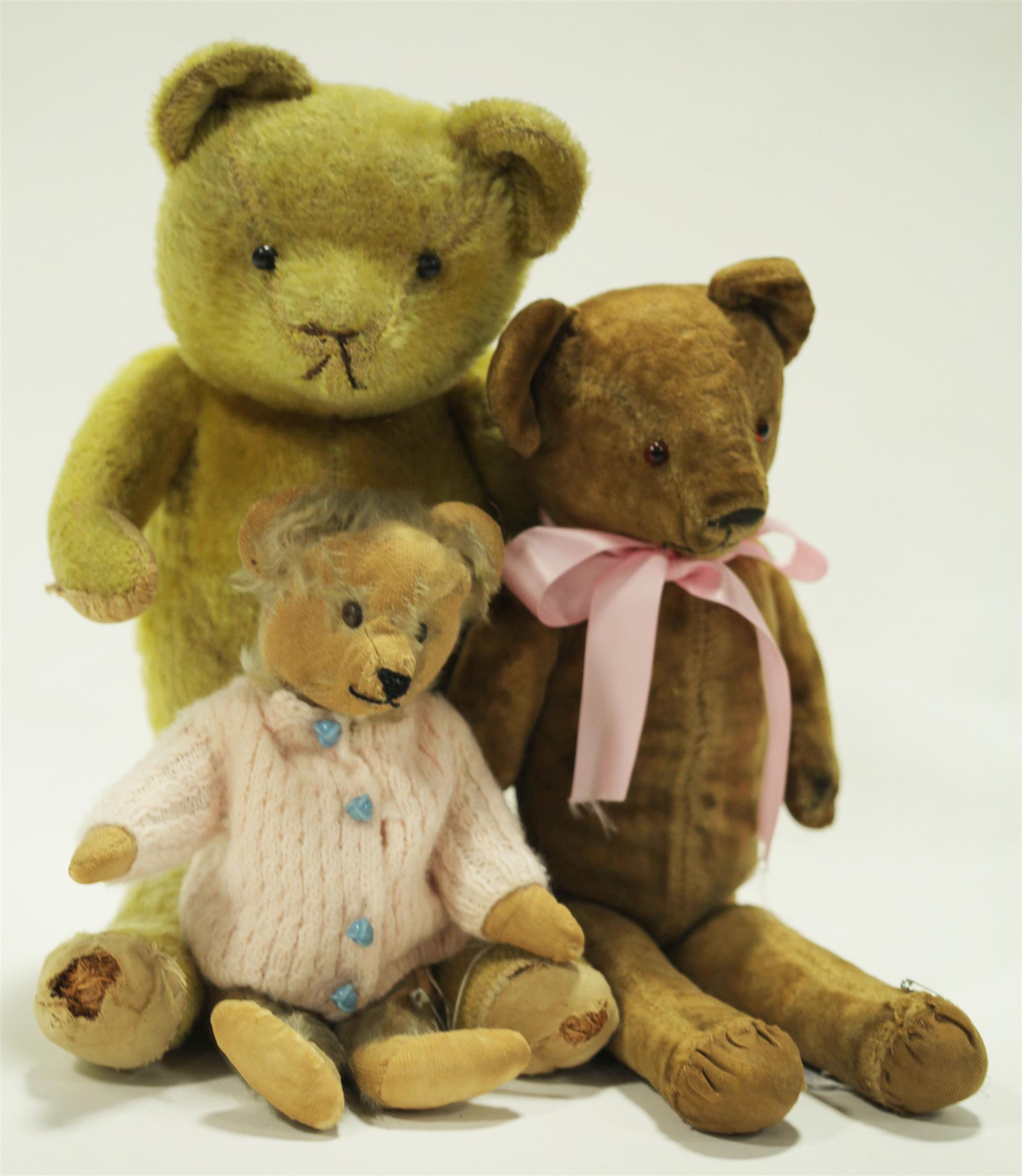 Appraisal: THREE SMALLER BEARS American or German early th century This