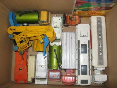 Appraisal: Twelve various mainly commercial models playworn and one volume Dinky