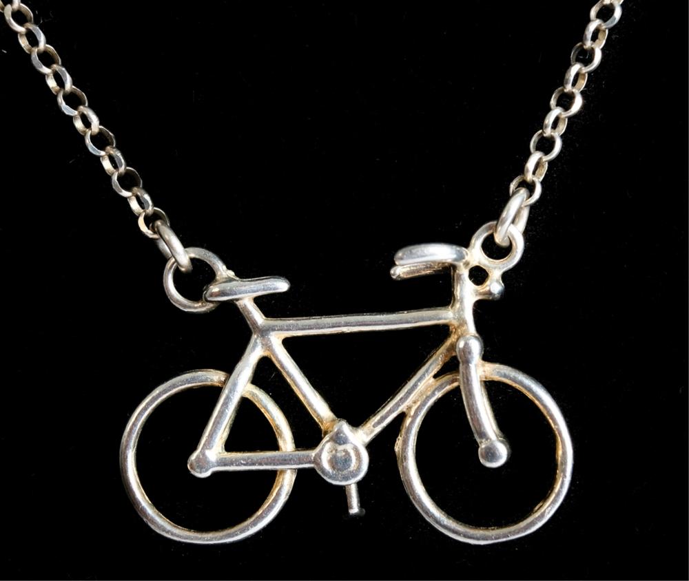 Appraisal: ITALIAN DESIGNER STERLING SILVER BIKE NECKLACEItalian Dyadema sterling silver necklace