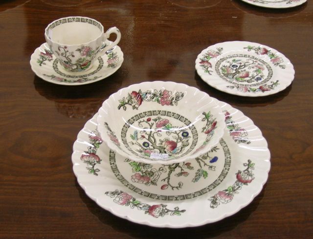 Appraisal: Partial set of Indian Tree dinnerware by Myott includes dinner